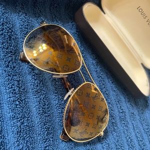 Louis Vuitton Conspiracion Pilot Sunglasses